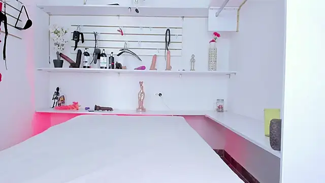 Alejandra Dunn online show from October 9, 1:09 pm