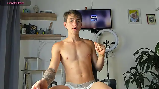 manucute 23  online show from October 19, 4:18 pm