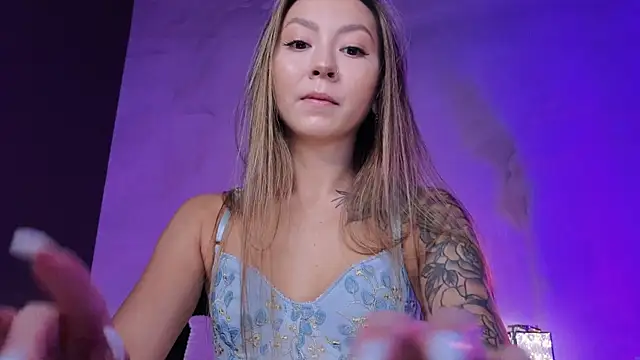 im casey online show from October 2, 8:43 am