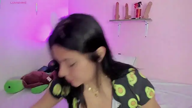 Oriana Guzman online show from November 14, 12:42 am