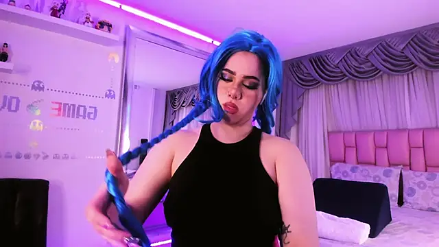 Snapshot of albaismynameX chatting on December 13, 12:06 pm albaismynameX online show from December 13, 12:06 pm