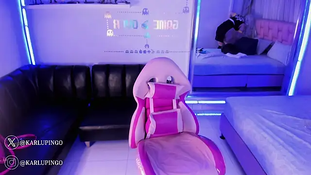 Snapshot of albaismynameX chatting on January 14, 12:14 pm albaismynameX online show from January 14, 12:14 pm