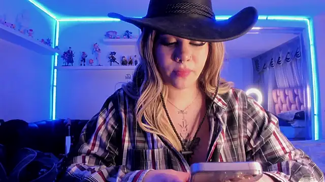 Snapshot of albaismynameX chatting on January 18, 3:16 pm albaismynameX online show from January 18, 3:16 pm