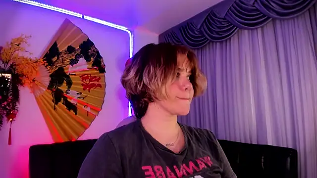 Snapshot of albaismynameX chatting on March 17, 12:04 pm albaismynameX online show from March 17, 12:04 pm