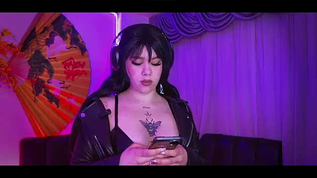 Snapshot of albaismynameX chatting on October 18, 12:17 pm albaismynameX online show from October 18, 12:17 pm