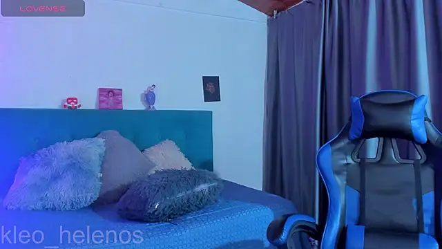 kleo helenos online show from May 17, 2:31 am
