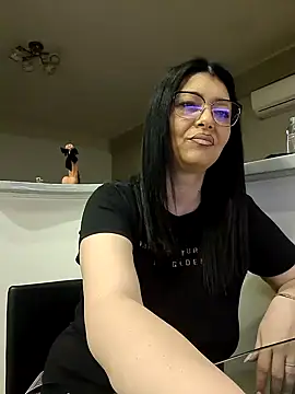 Milf Abigail online show from January 16, 10:55 pm
