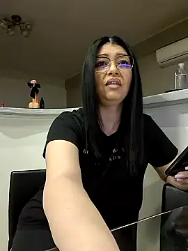 Milf Abigail online show from January 20, 5:06 pm