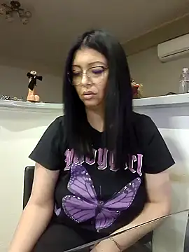 Milf Abigail online show from February 1, 4:14 am