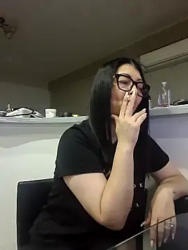 Snapshot of Milf_Abigail chatting on September 23, 1:30 am Milf Abigail online show from September 23, 1:30 am