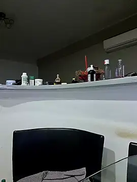 Snapshot of Milf_Abigail chatting on October 5, 2:10 am Milf Abigail online show from October 5, 2:10 am