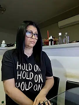 Snapshot of Milf_Abigail chatting on October 6, 12:52 am Milf Abigail online show from October 6, 12:52 am