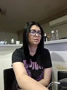 Milf Abigail online show from November 9, 11:47 pm