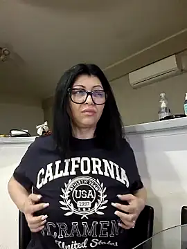 Milf Abigail online show from February 15, 2:52 am