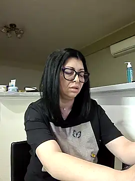 Milf Abigail online show from February 19, 3:35 am