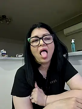 Milf Abigail online show from May 14, 3:02 am