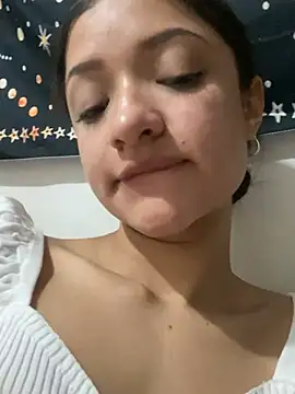 Snapshot of Alicia_ALICIA chatting on January 17, 4:06 am Alicia ALICIA online show from January 17, 4:06 am