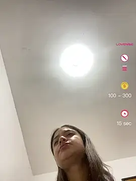 Alicia ALICIA online show from May 17, 5:09 pm