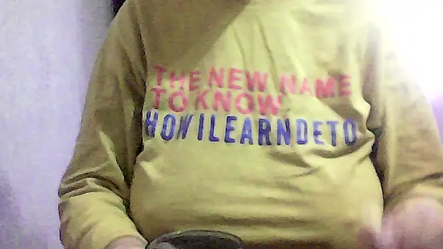 Snapshot of AnaXBerry chatting on October 18, 6:16 am AnaXBerry online show from October 18, 6:16 am