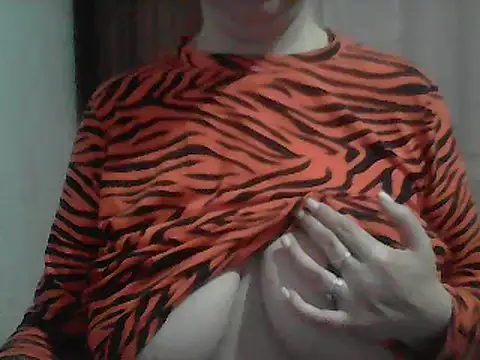 AnaXBerry online show from March 10, 6:46 pm