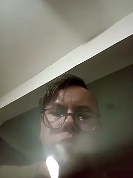 AlanDickson online show from February 12, 8:09 am