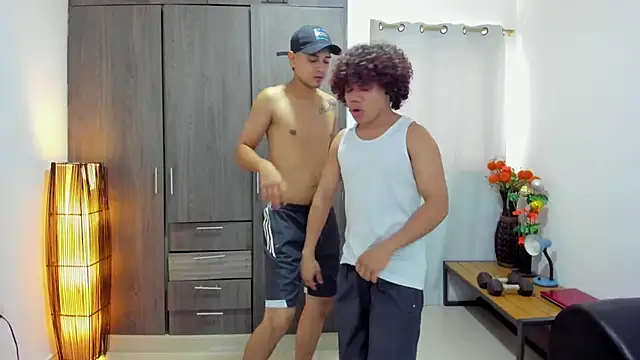 badguyss bisex online show from January 16, 5:33 pm