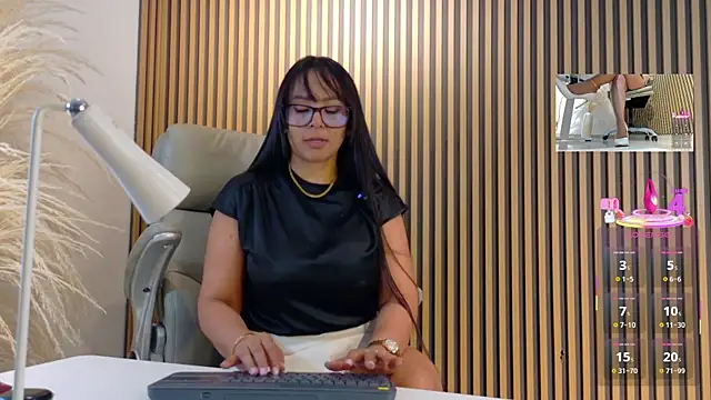 lulu 072 online show from June 20, 12:25 am