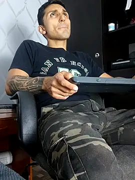 Marck Muscle online show from March 8, 3:28 am