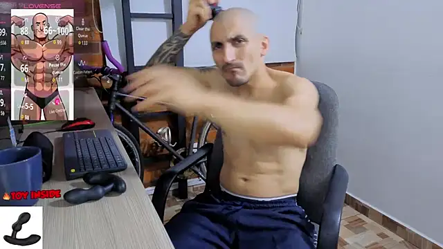 Marck Muscle online show from May 15, 12:06 am