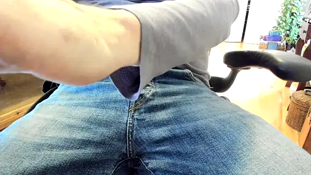 massive cum online show from January 2, 6:12 pm