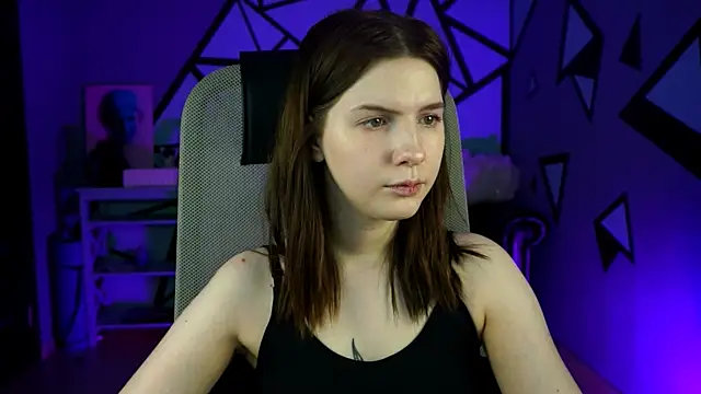 AliceRisinka online show from January 31, 8:11 am