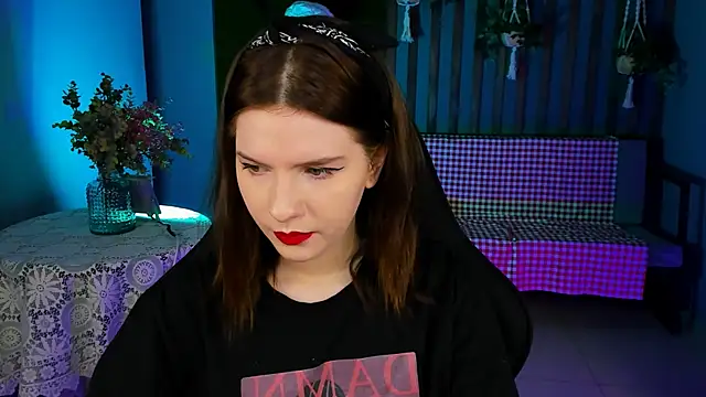 AliceRisinka online show from February 1, 8:18 am