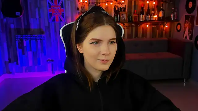 AliceRisinka online show from February 6, 8:18 am