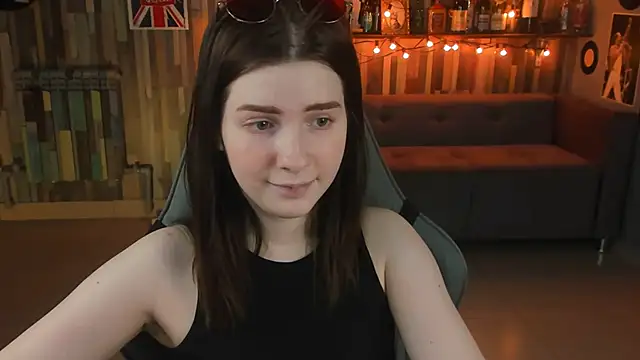 AliceRisinka online show from February 20, 8:06 am