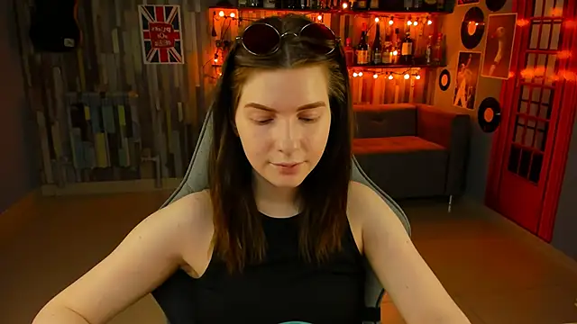 AliceRisinka online show from March 7, 5:08 am