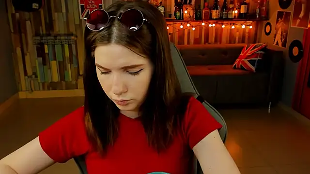 AliceRisinka online show from March 8, 8:11 am