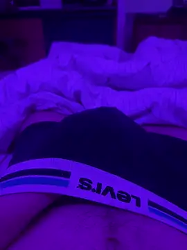 Snapshot of Maxxxooouuu chatting on March 15, 12:44 pm Maxxxooouuu online show from March 15, 12:44 pm