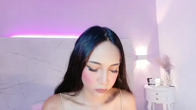 AbrilBrent online show from October 11, 7:56 pm