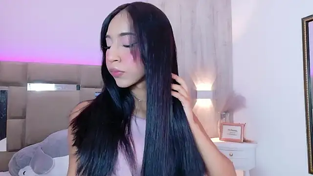 AbrilBrent online show from February 27, 7:58 pm