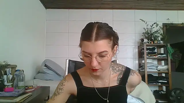 Snapshot of SweetyBabyDemon chatting on September 19, 12:28 pm SweetyBabyDemon online show from September 19, 12:28 pm