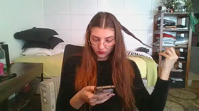 Snapshot of SweetyBabyDemon chatting on September 28, 2:00 pm SweetyBabyDemon online show from September 28, 2:00 pm