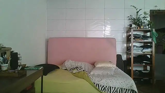 Snapshot of SweetyBabyDemon chatting on October 4, 2:37 pm SweetyBabyDemon online show from October 4, 2:37 pm