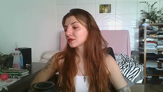 Snapshot of SweetyBabyDemon chatting on October 13, 1:44 pm SweetyBabyDemon online show from October 13, 1:44 pm