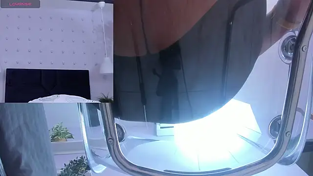 Snapshot of BrianaHazel chatting on February 25, 11:33 pm BrianaHazel online show from February 25, 11:33 pm