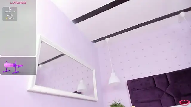 BrianaHazel online show from September 24, 11:30 pm