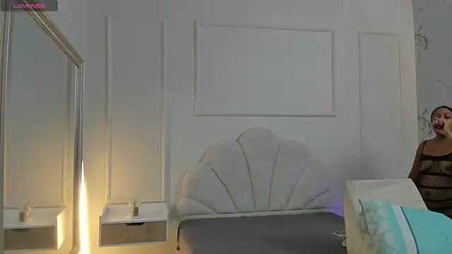 BrianaHazel online show from June 24, 8:08 pm