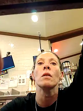 gorgeous11 online show from March 18, 8:58 am