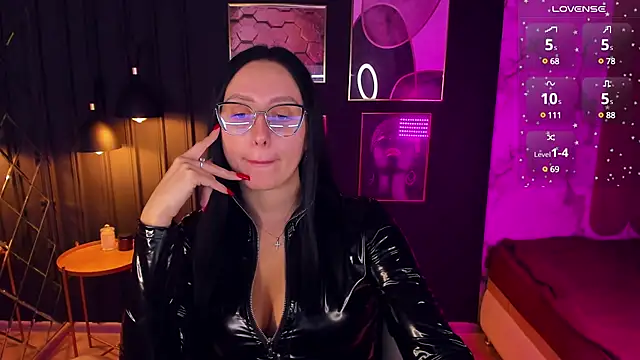 Snapshot of Christy_Calypso chatting on December 3, 11:13 pm Christy Calypso online show from December 3, 11:13 pm
