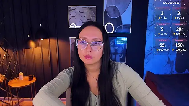 Snapshot of Christy_Calypso chatting on December 11, 2:09 am Christy Calypso online show from December 11, 2:09 am
