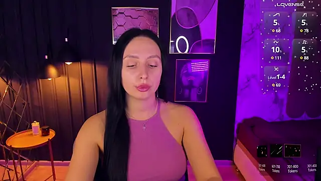 Snapshot of Christy_Calypso chatting on December 11, 7:57 pm Christy Calypso online show from December 11, 7:57 pm